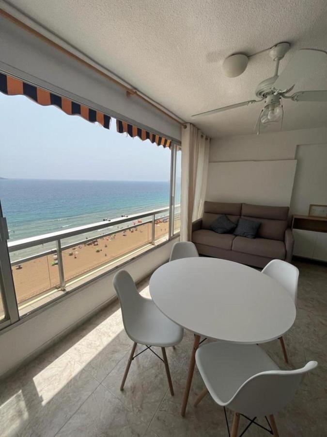 Апартаменты Benidorm Carolina Beach & Pool Экстерьер фото