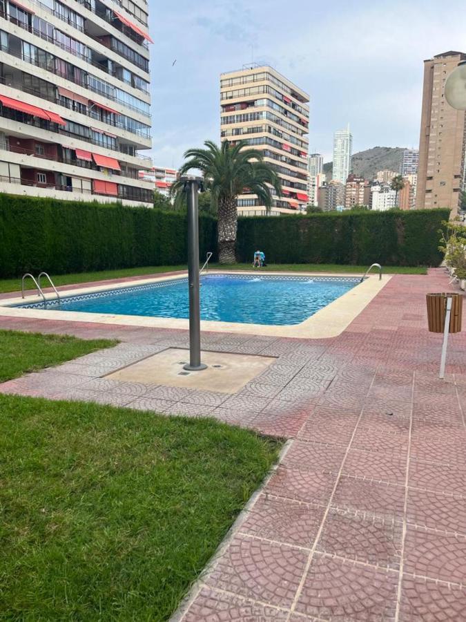 Апартаменты Benidorm Carolina Beach & Pool Экстерьер фото