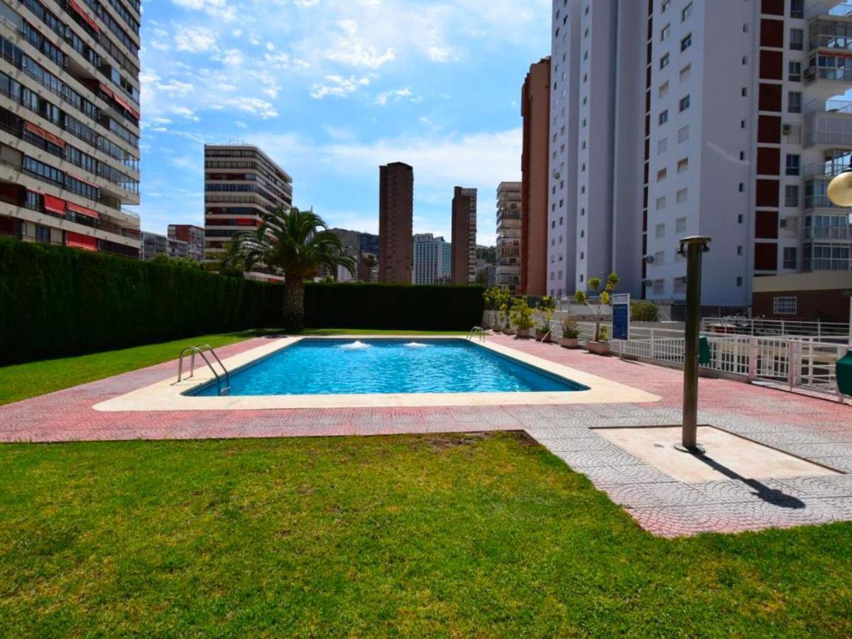 Апартаменты Benidorm Carolina Beach & Pool Экстерьер фото