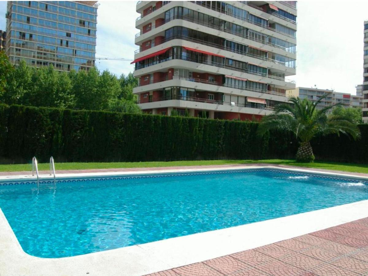 Апартаменты Benidorm Carolina Beach & Pool Экстерьер фото